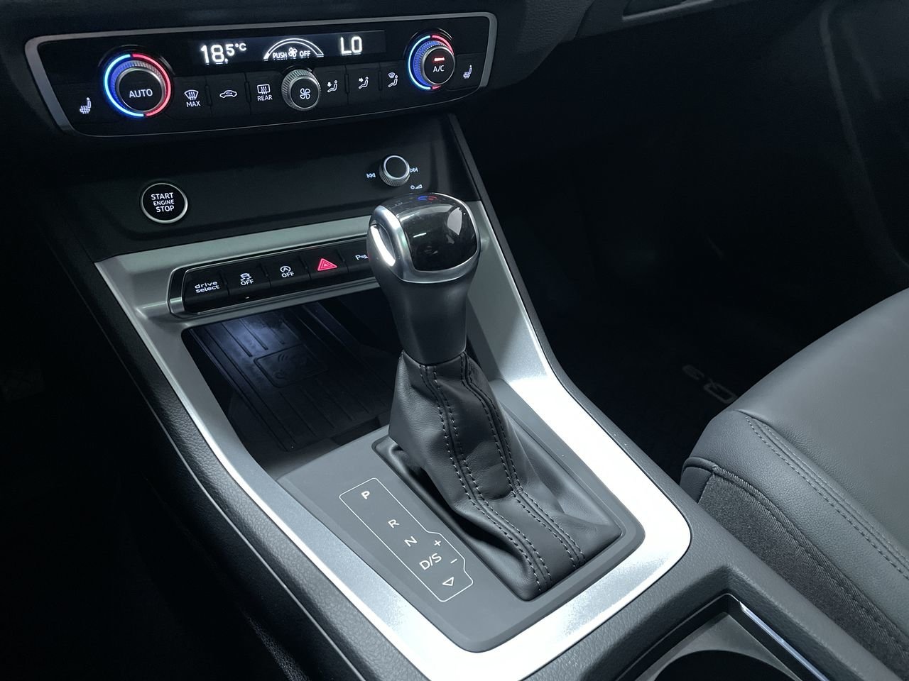 2021 Audi Q3 45 Komfort, Vancouver, Cash