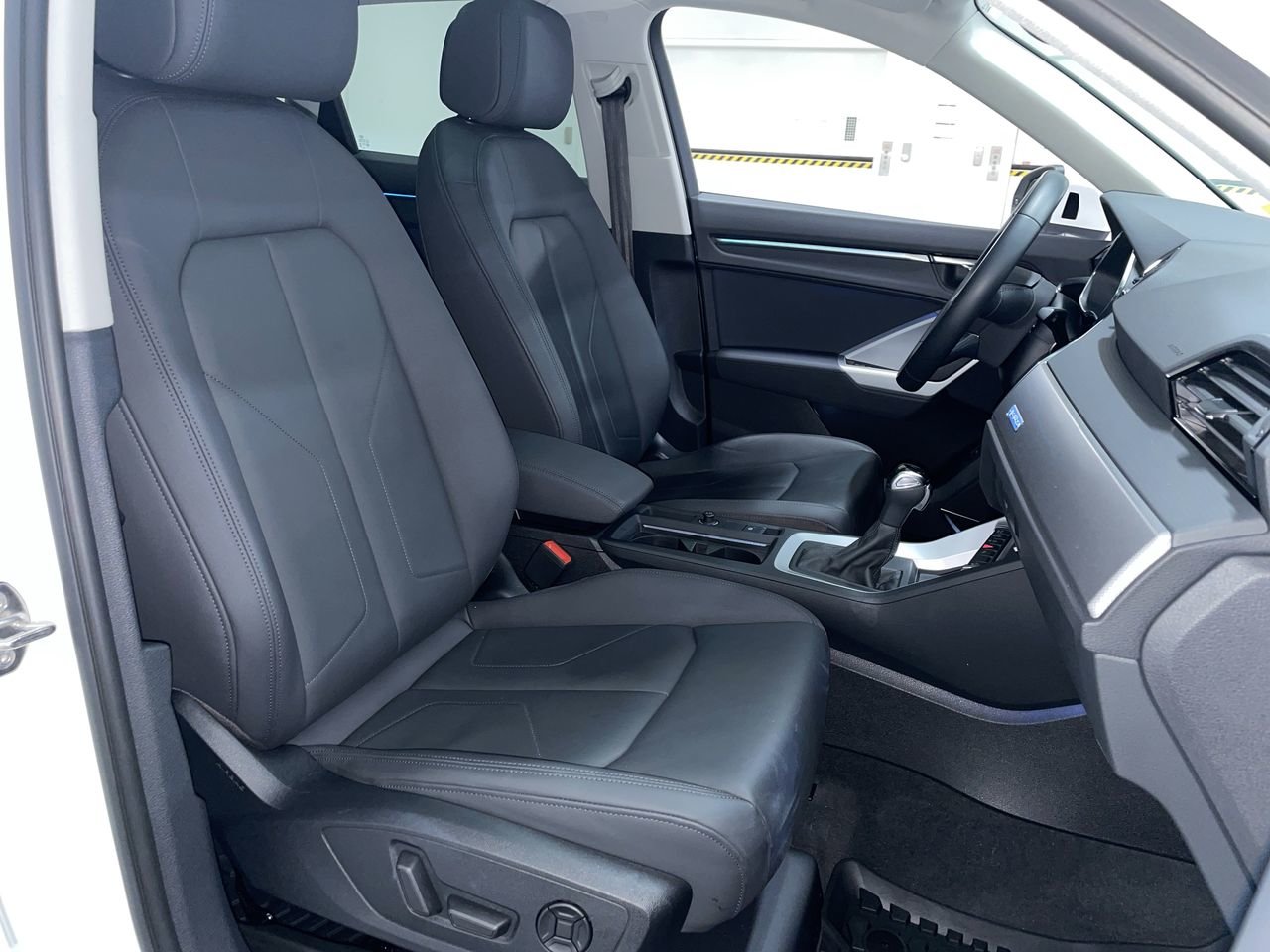 2021 Audi Q3 45 Technik, Vancouver, Cash