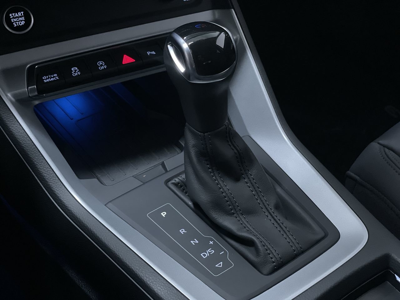 2021 Audi Q3 45 Technik, Vancouver, Cash
