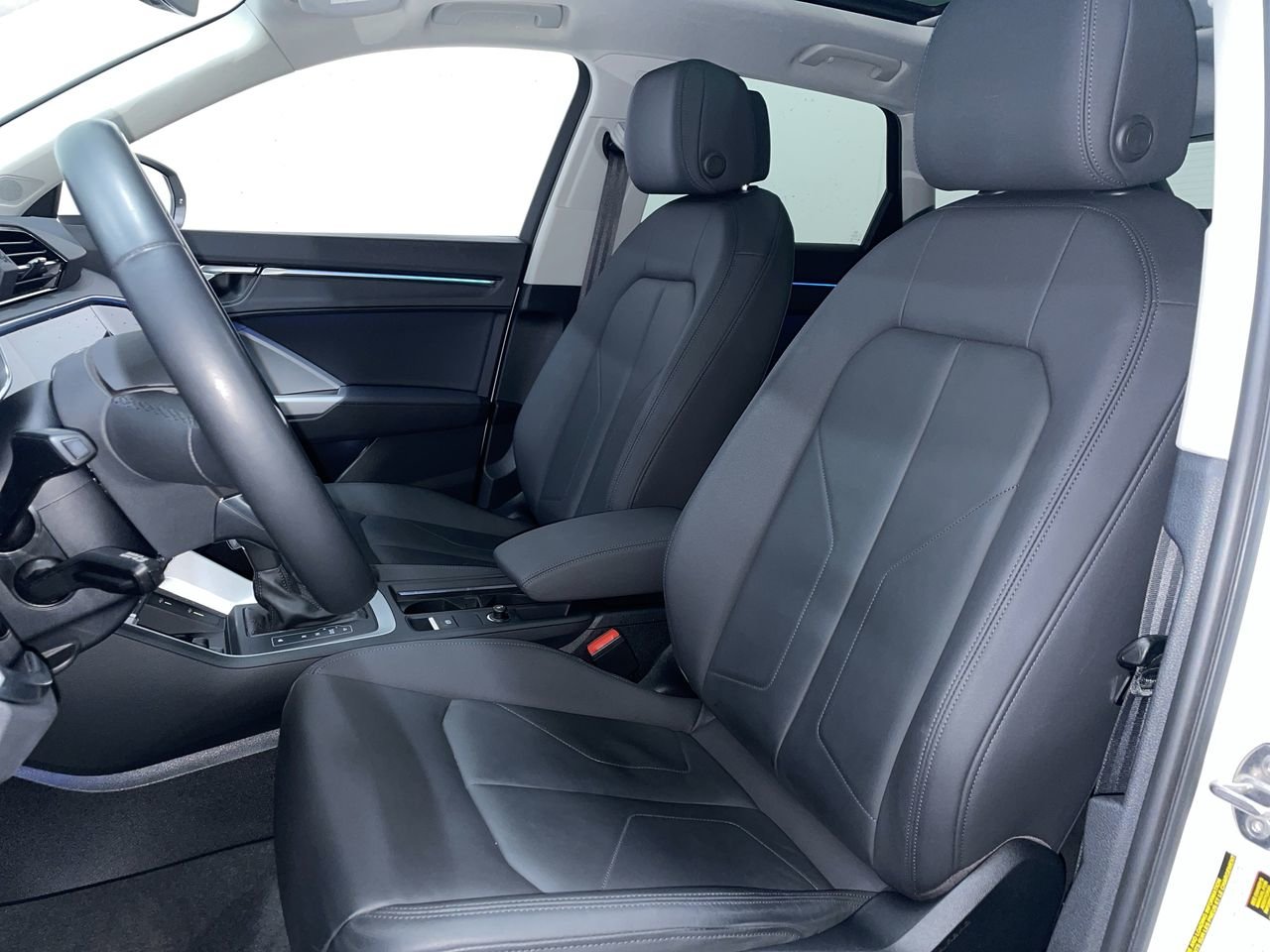 2021 Audi Q3 45 Technik, Vancouver, Cash