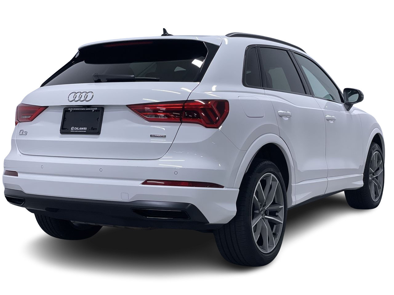 2022 Audi Q3 45 Komfort, Vancouver, Cash