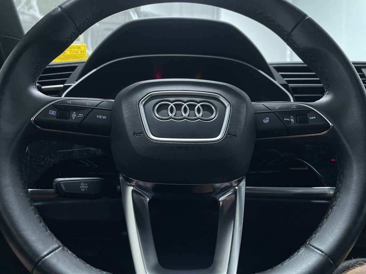 2022 Audi Q3 45 Komfort, Vancouver, Cash