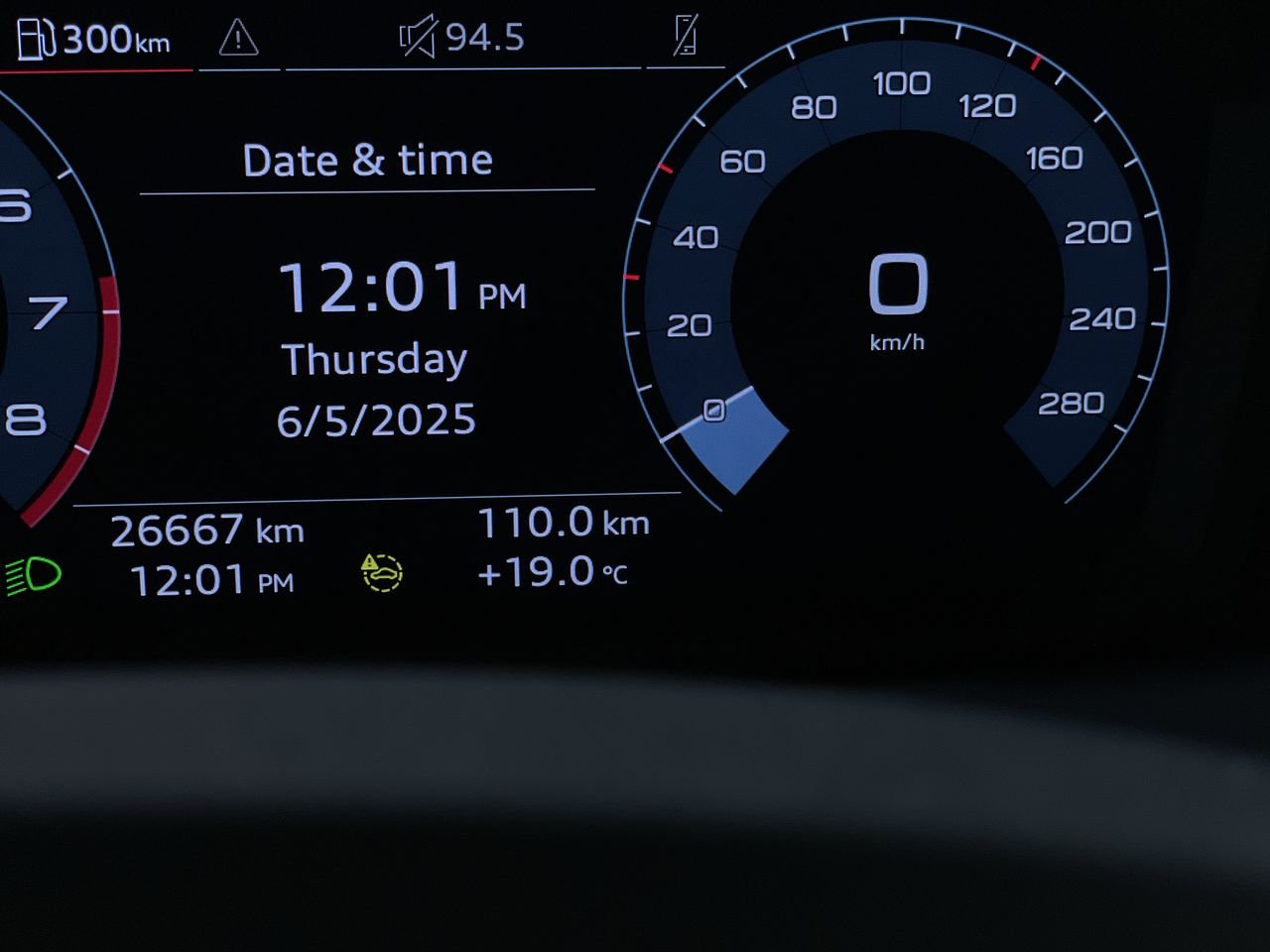 2022 Audi Q3 45 Komfort, Vancouver, Cash