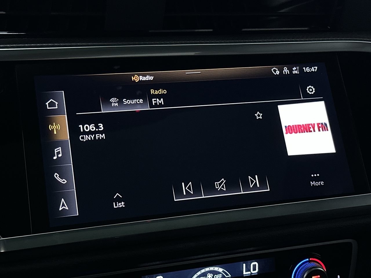 2022 Audi Q3 45 Progressiv, Vancouver, Cash