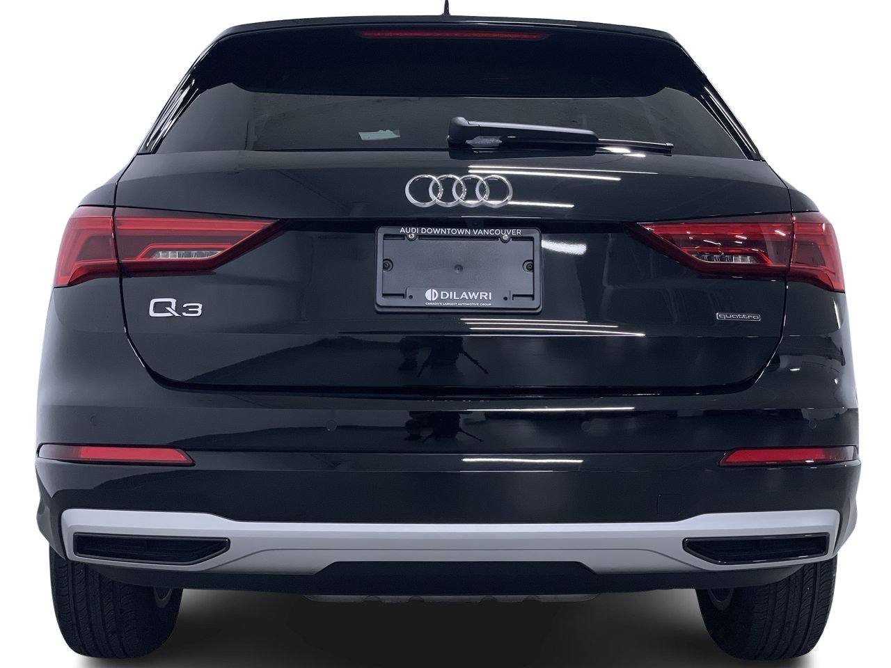 2023 Audi Q3 40 Komfort, Vancouver, Cash