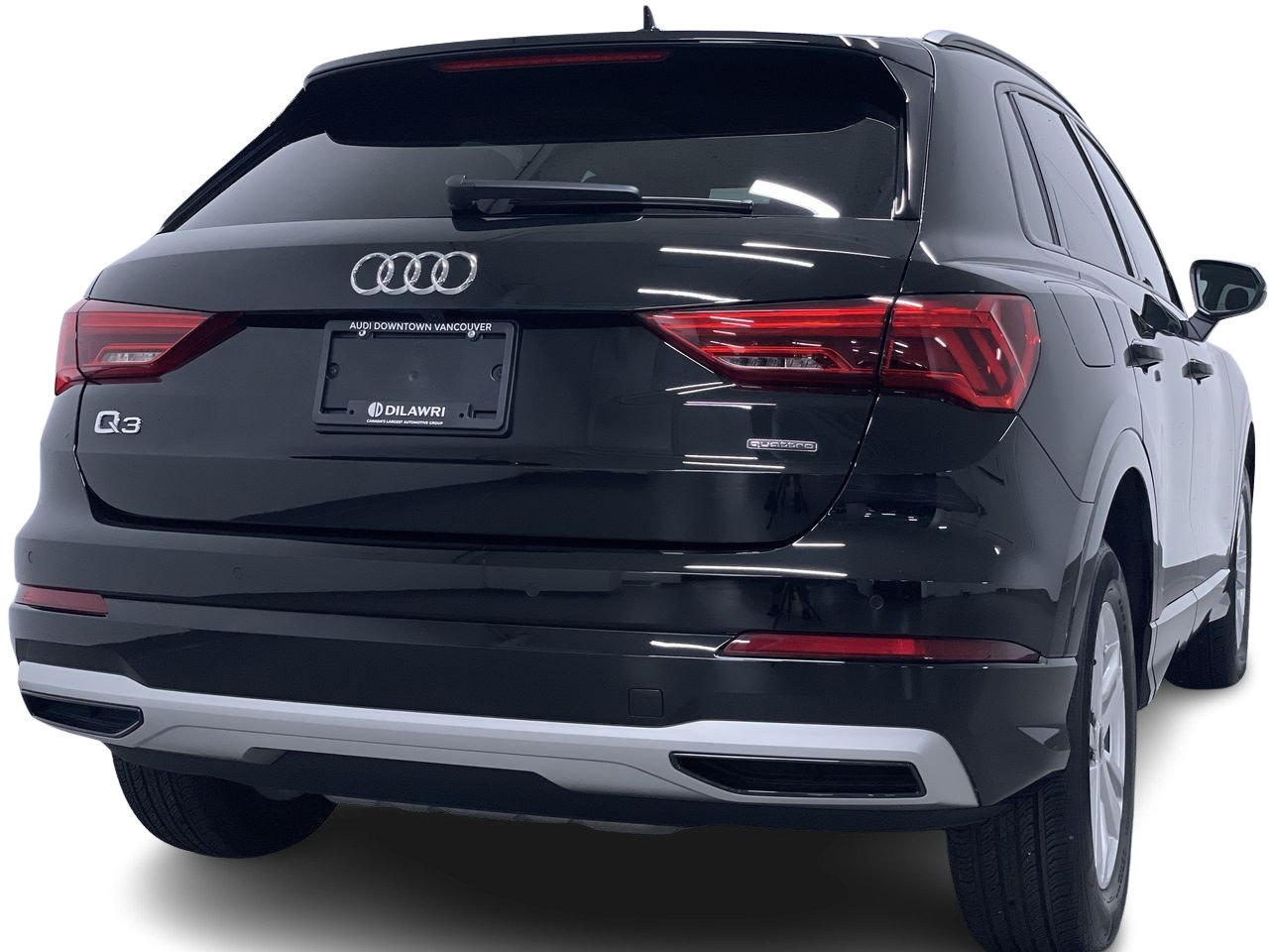 2023 Audi Q3 40 Komfort, Vancouver, Cash