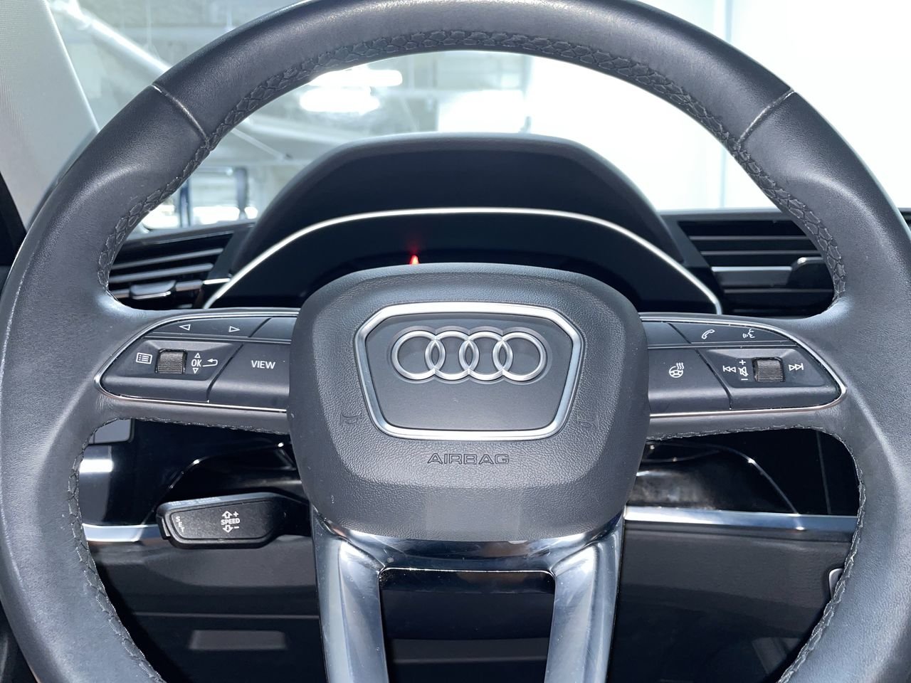 2023 Audi Q3 40 Komfort, Vancouver, Cash