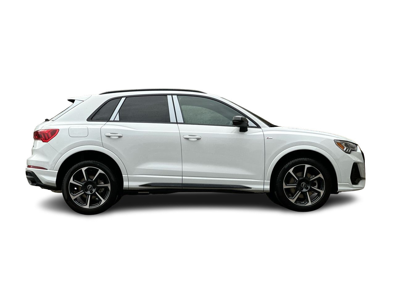 2025 Audi Q3 45 Progressiv, Vancouver, Cash