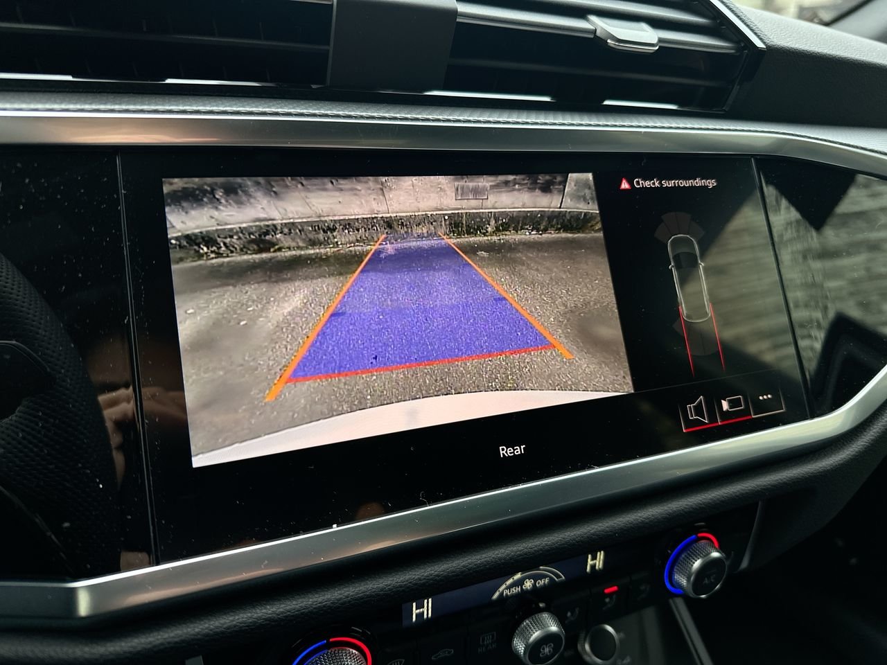 2025 Audi Q3 45 Progressiv, Vancouver, Cash