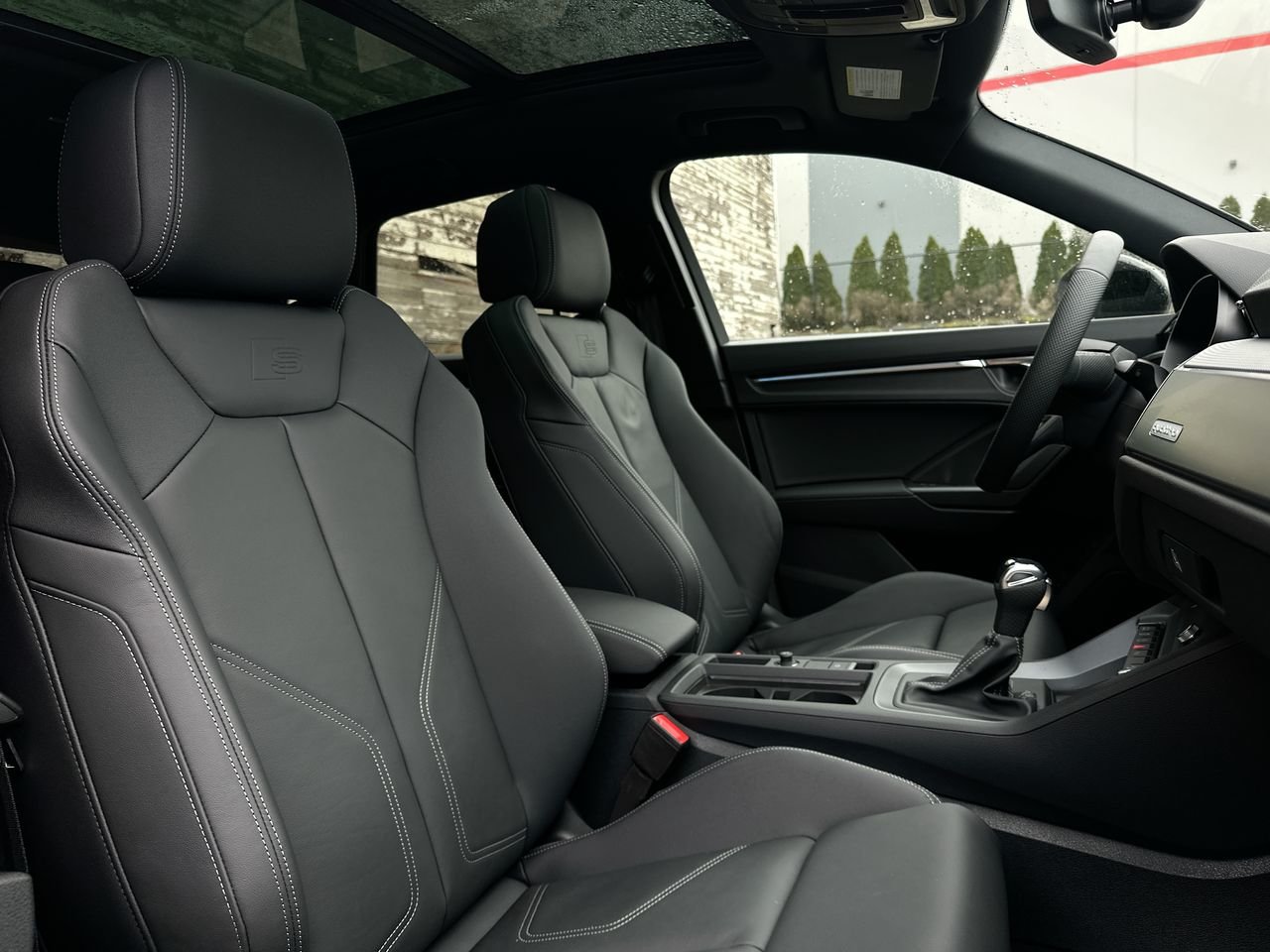 2025 Audi Q3 45 Progressiv, Vancouver, Cash