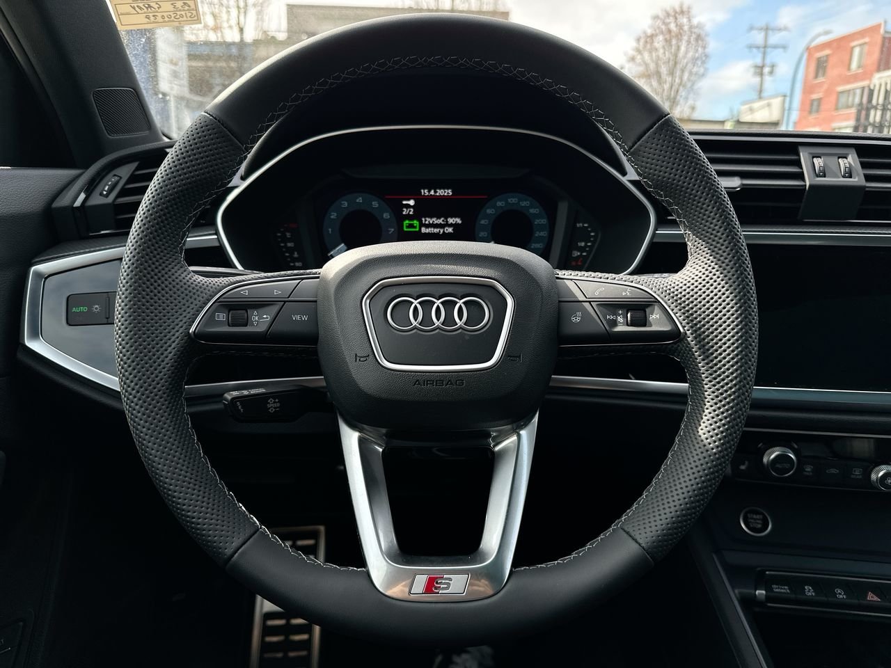 2025 Audi Q3 45 Progressiv, Vancouver, Cash