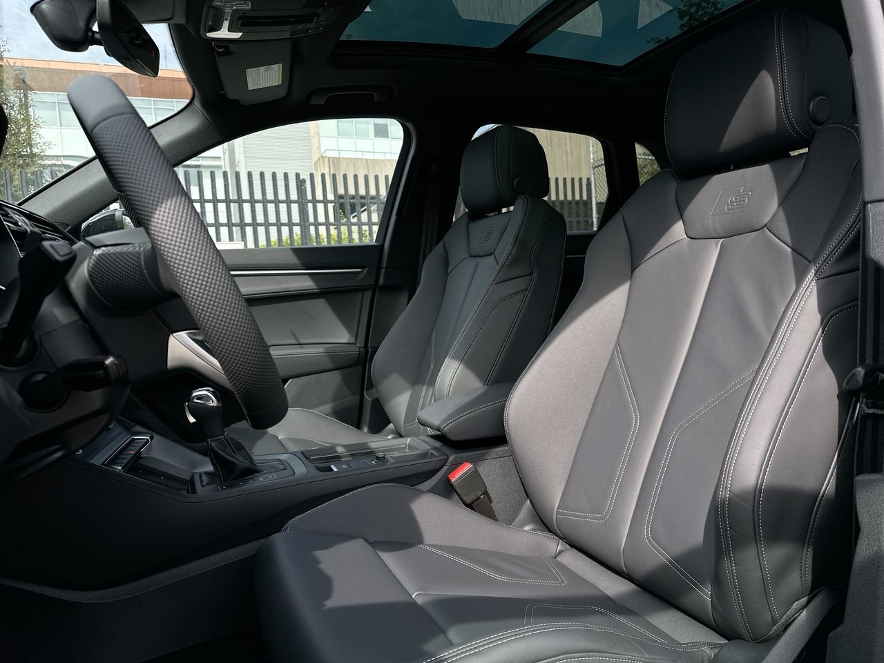 2025 Audi Q3 45 Progressiv, Vancouver, Cash