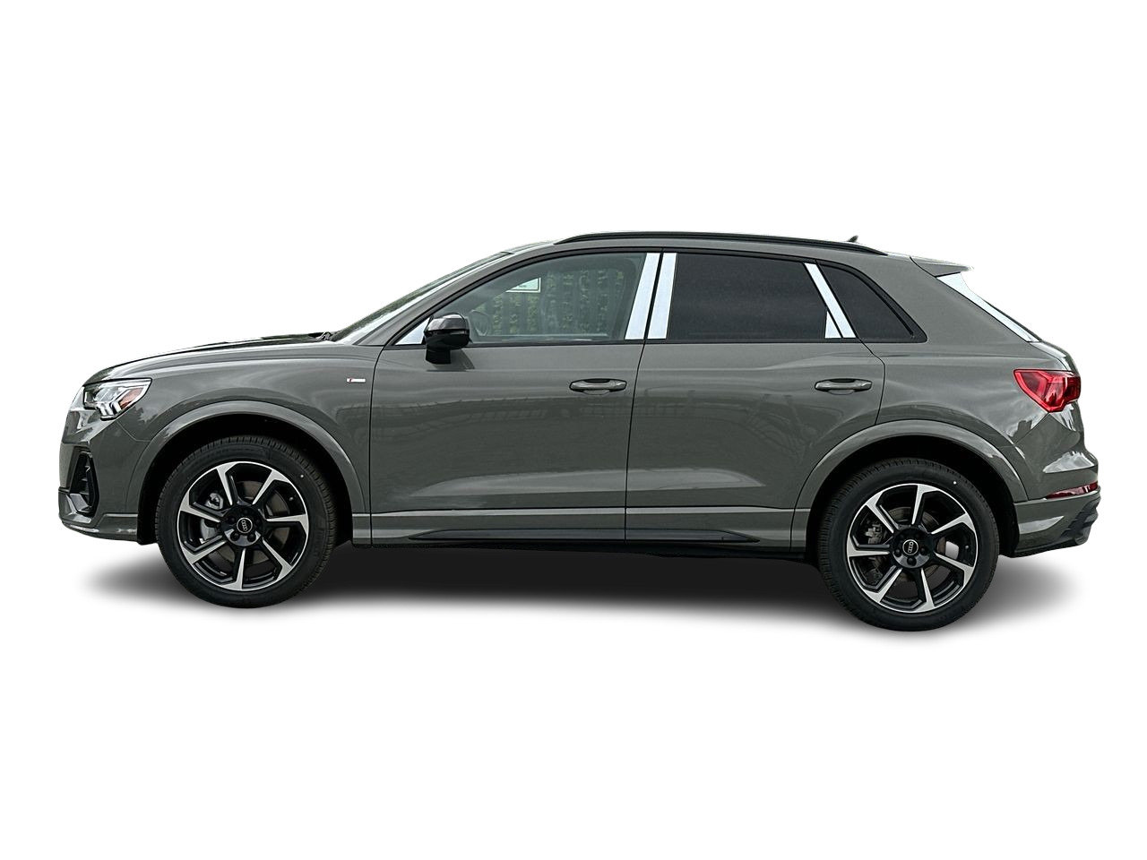 2025 Audi Q3 45 Progressiv, Vancouver, Cash