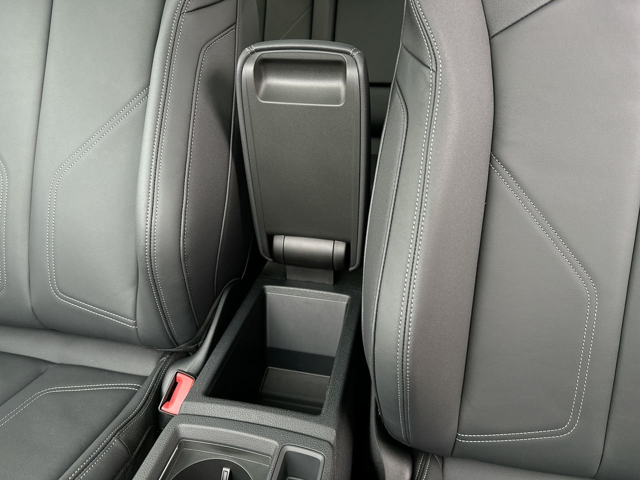 2025 Audi Q3 45 Progressiv, Vancouver, Cash