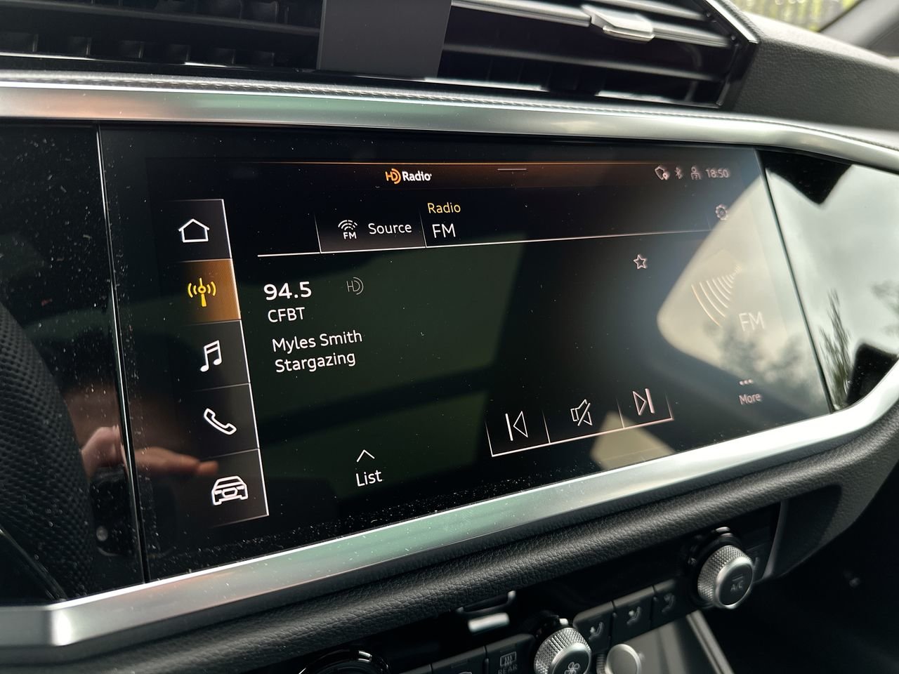 2025 Audi Q3 45 Progressiv, Vancouver, Cash