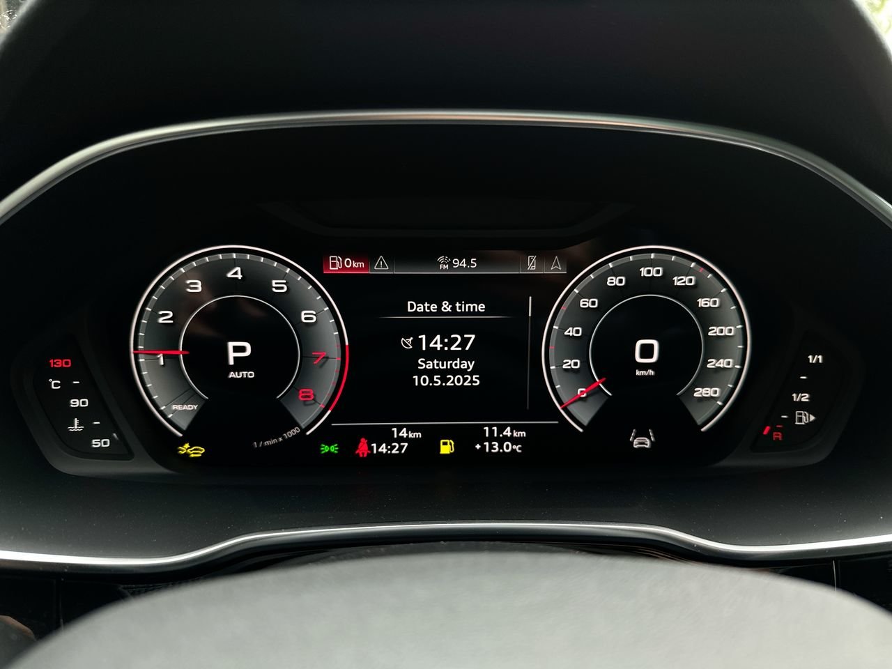 2025 Audi Q3 45 Technik, Vancouver, Cash