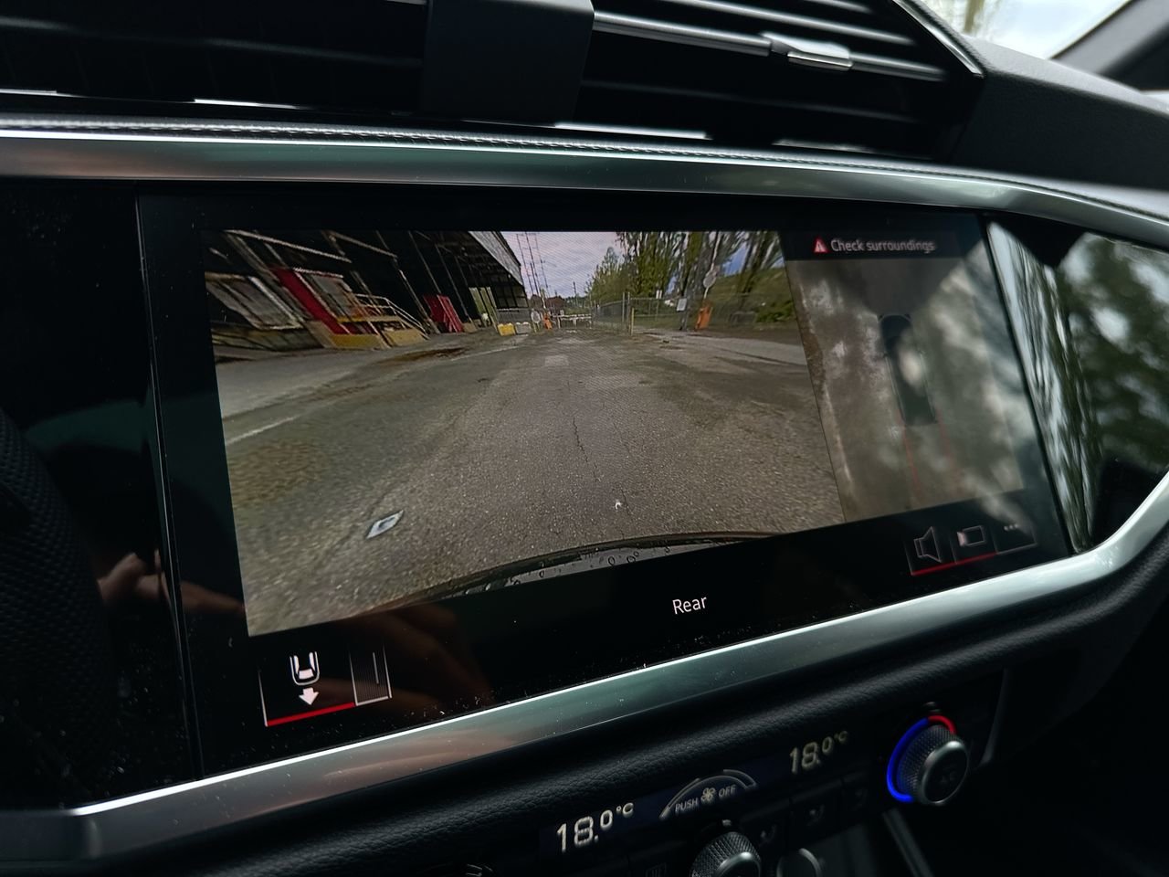2025 Audi Q3 45 Technik, Vancouver, Cash