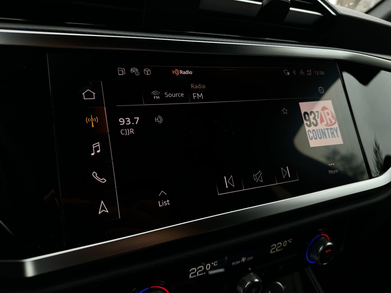 2025 Audi Q3 40, Vancouver, Cash