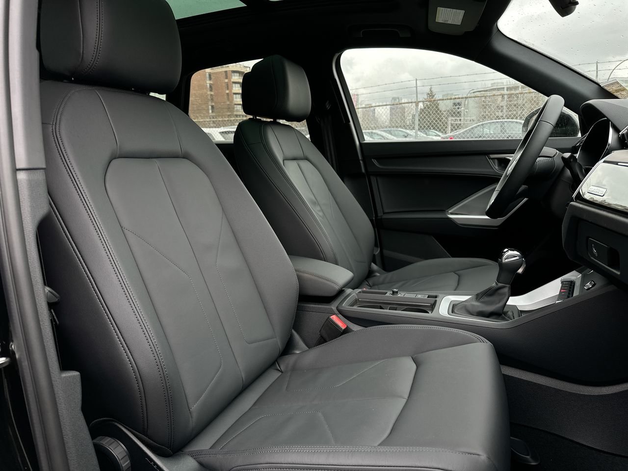 2025 Audi Q3 40, Vancouver, Cash