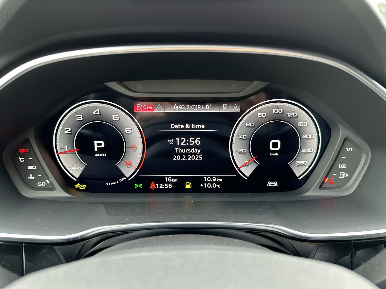2025 Audi Q3 40, Vancouver, Cash