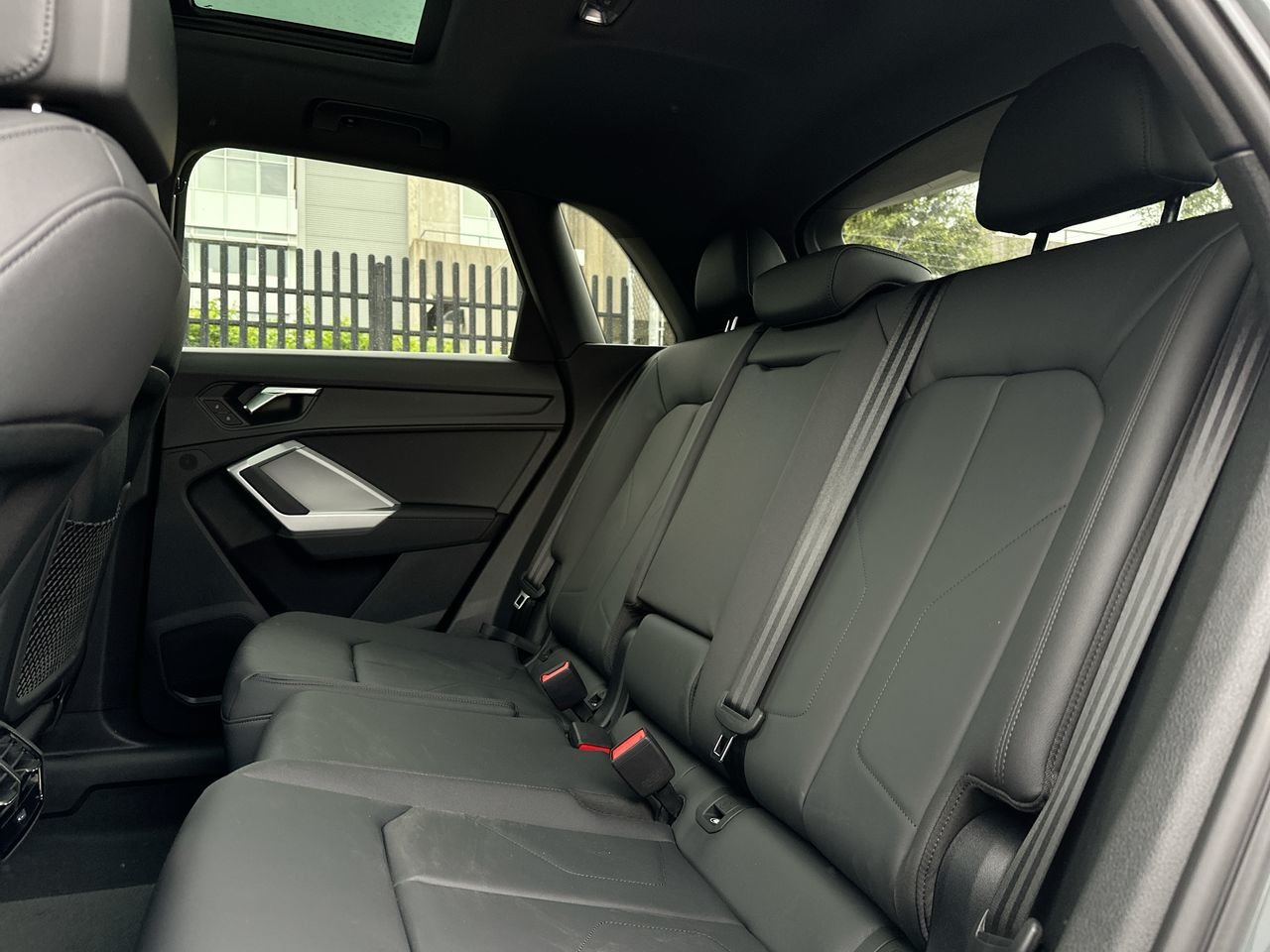 2025 Audi Q3 40, Vancouver, Cash