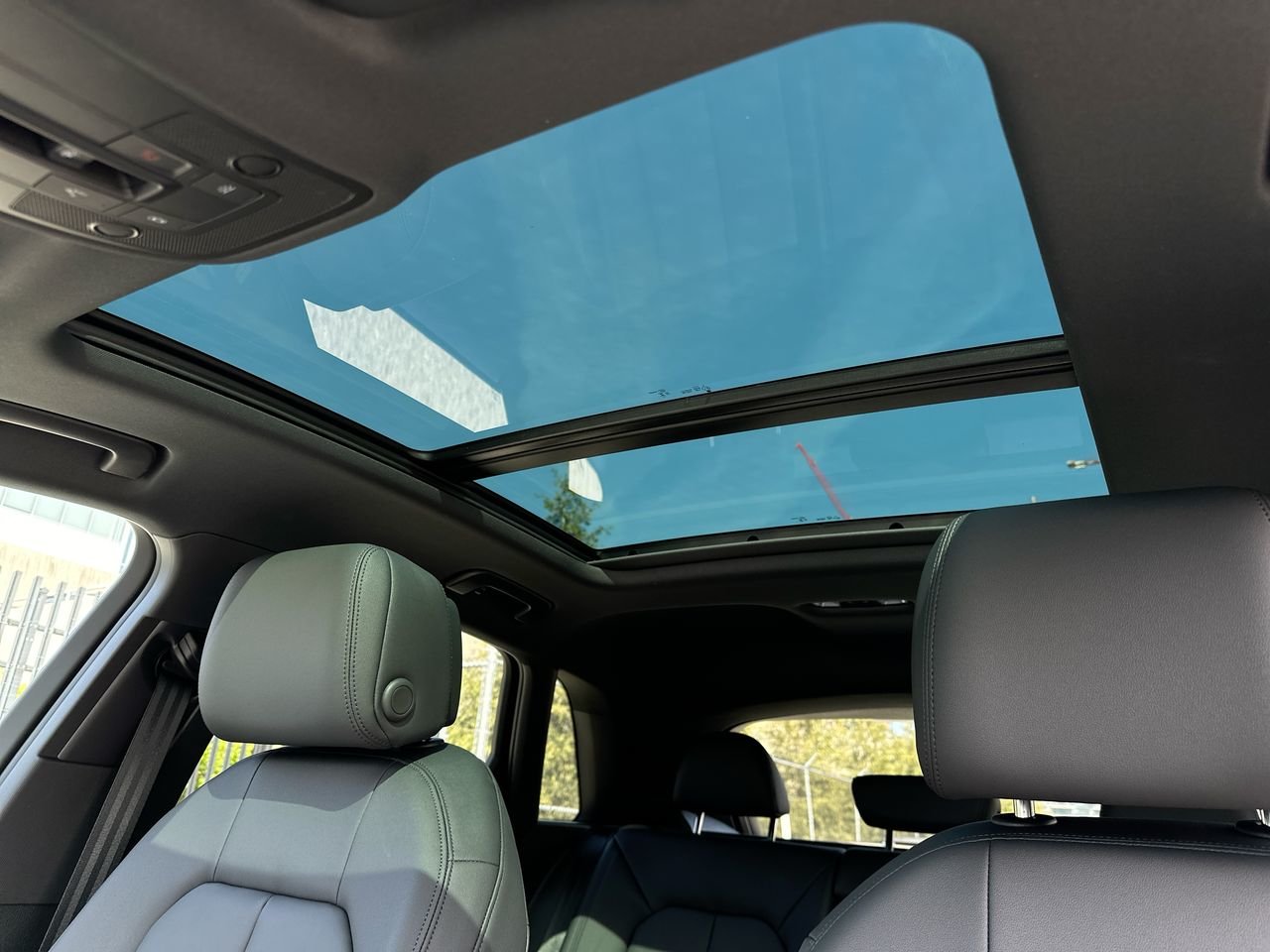 2025 Audi Q3 40, Vancouver, Cash