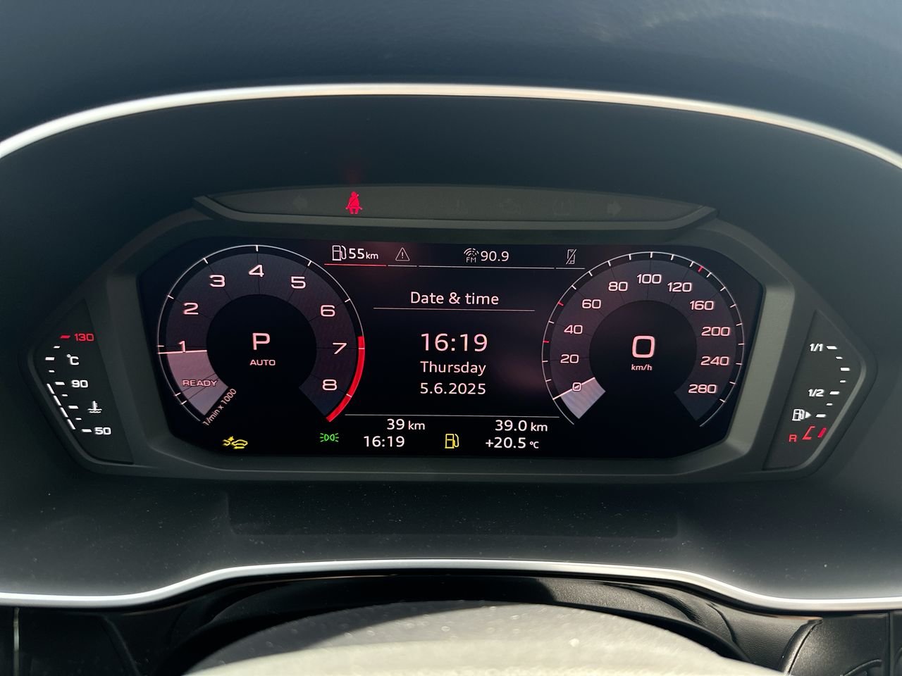 2025 Audi Q3 45, Vancouver, Cash