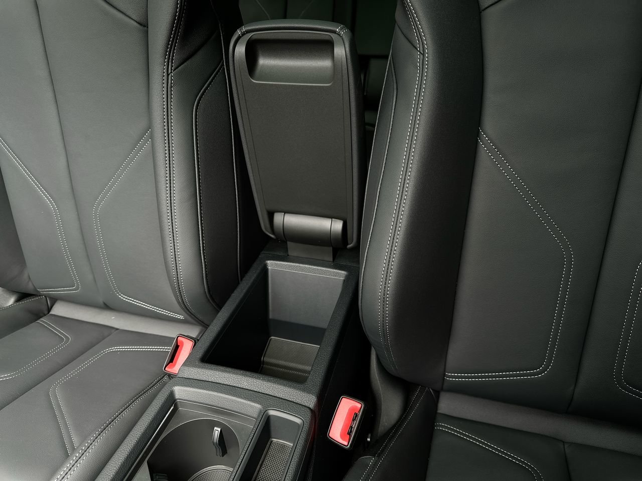 2025 Audi Q3 45 Progressiv, Vancouver, Cash