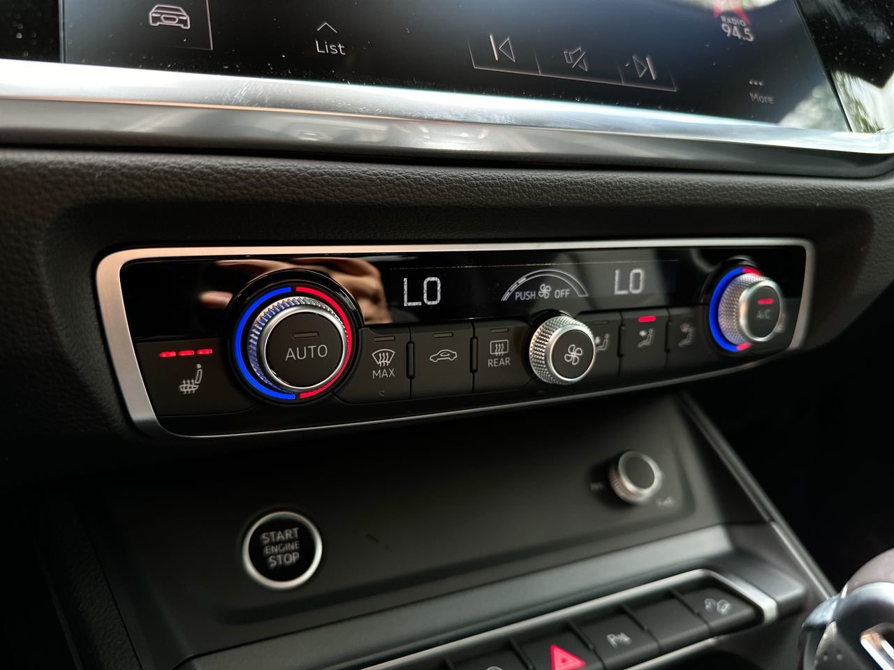 2025 Audi Q3 45 Progressiv, Vancouver, Cash