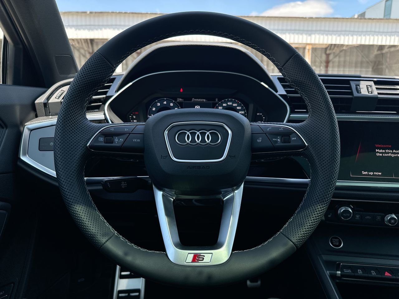 2025 Audi Q3 45 Progressiv, Vancouver, Cash
