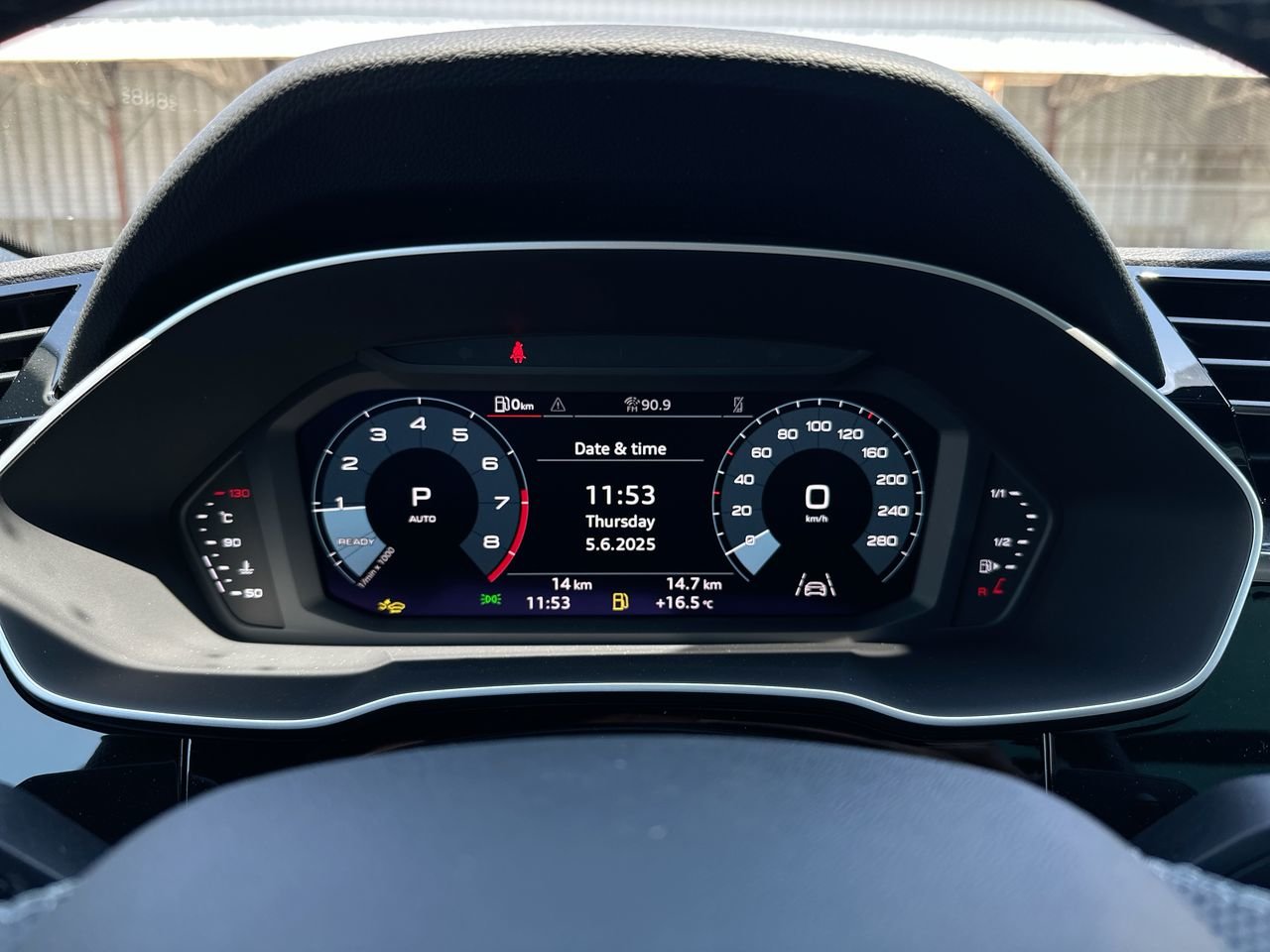 2025 Audi Q3 45 Progressiv, Vancouver, Cash