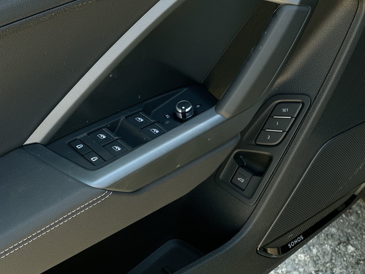2025 Audi Q3 45 Progressiv, Vancouver, Cash