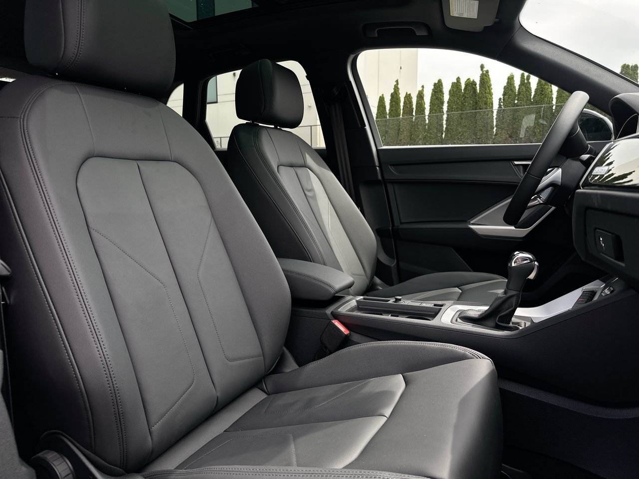 2025 Audi Q3 40, Vancouver, Cash