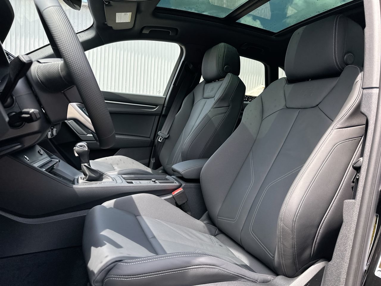 2025 Audi Q3 45 Technik, Vancouver, Cash