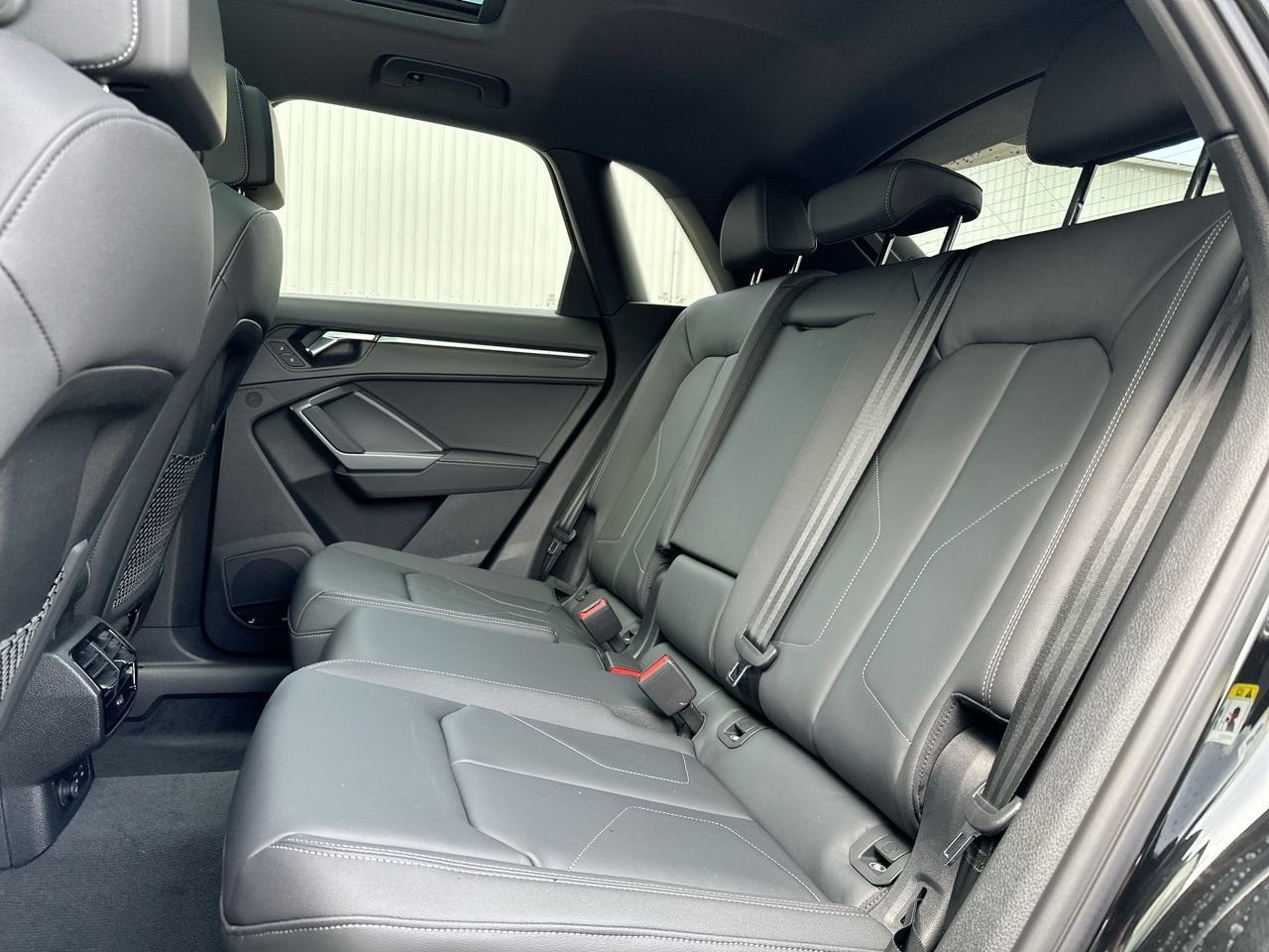2025 Audi Q3 45 Technik, Vancouver, Cash