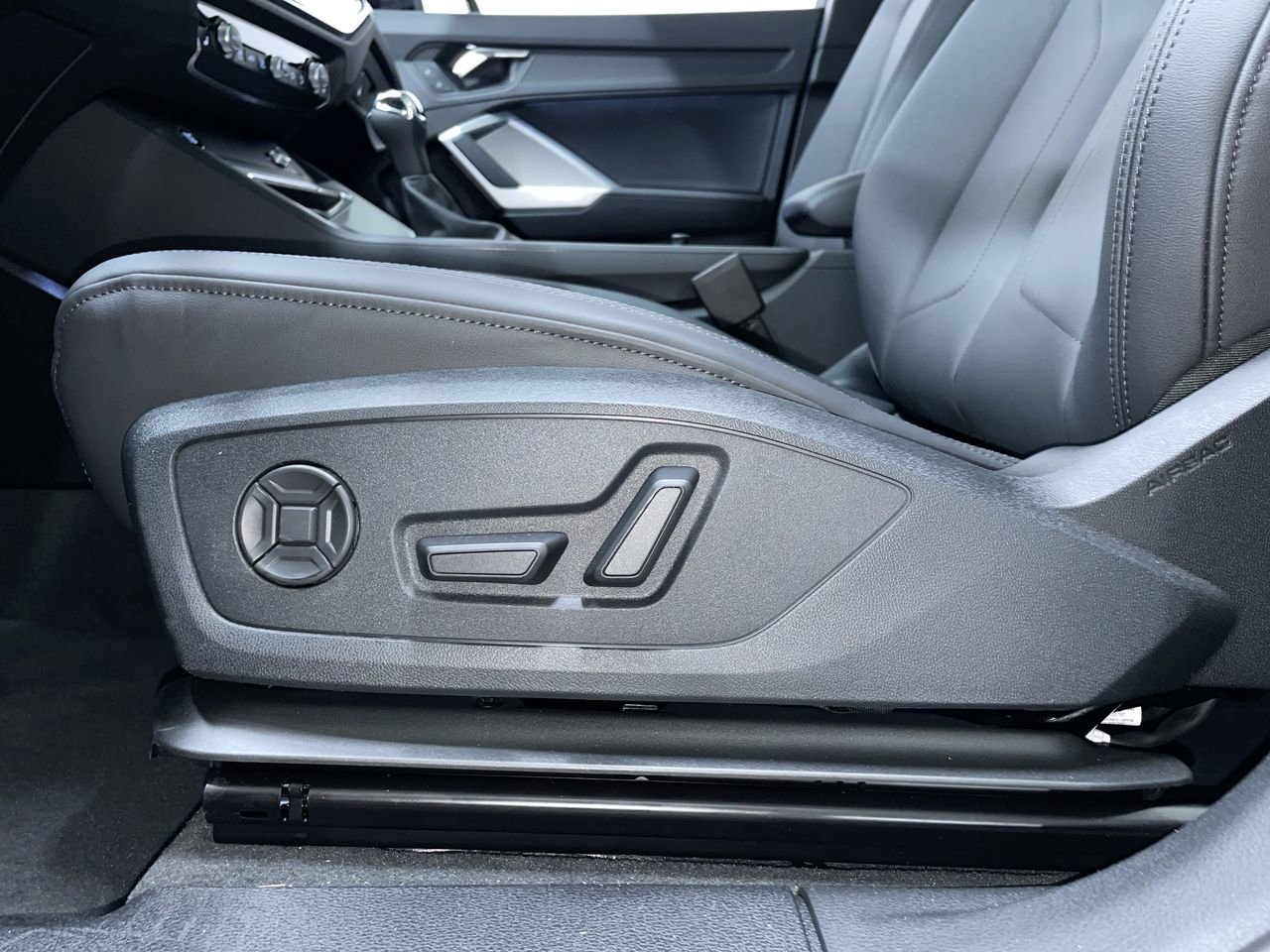 2025 Audi Q3 45, 温哥华, 全款车
