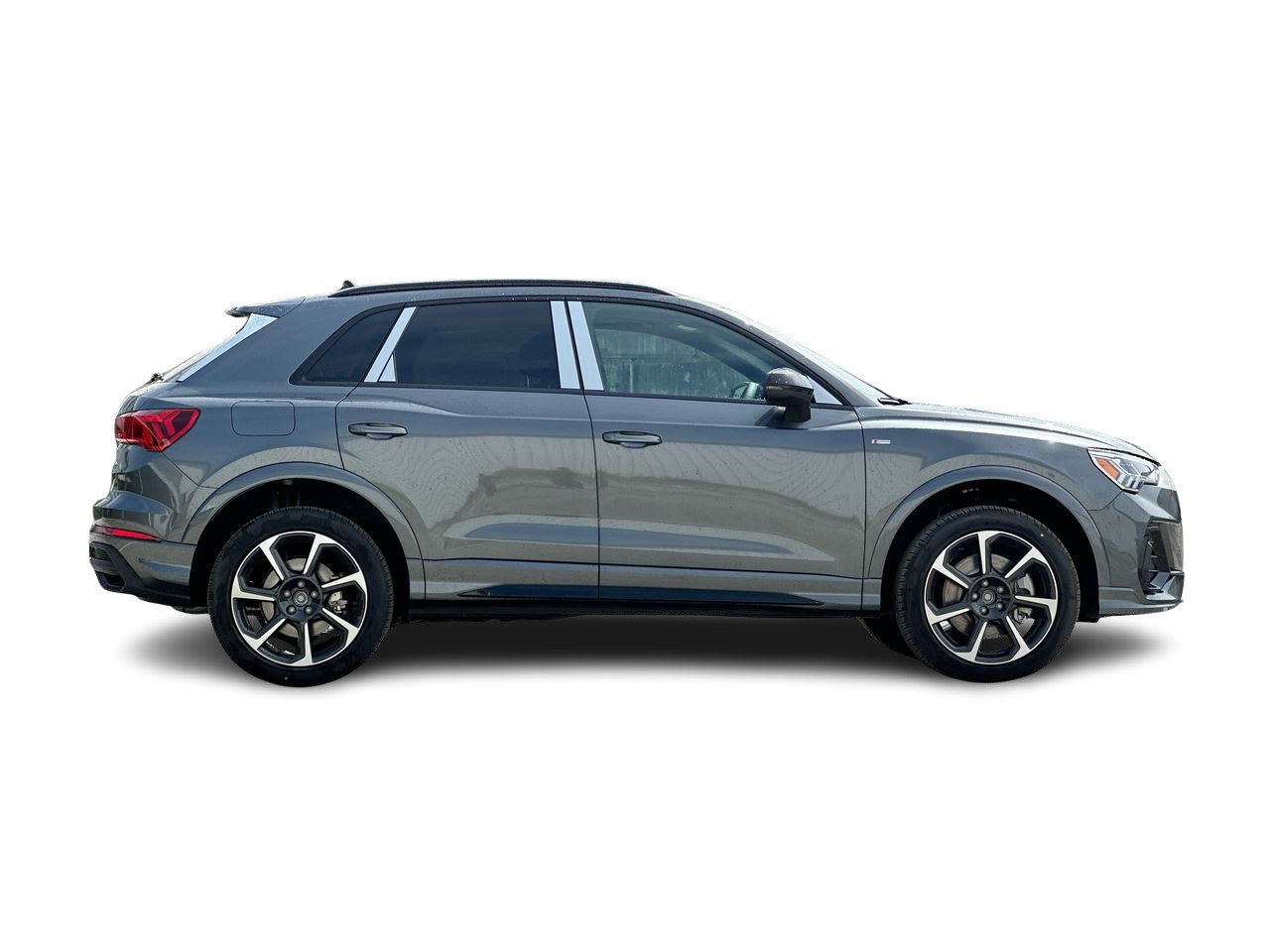2025 Audi Q3 45 Progressiv, Vancouver, Cash