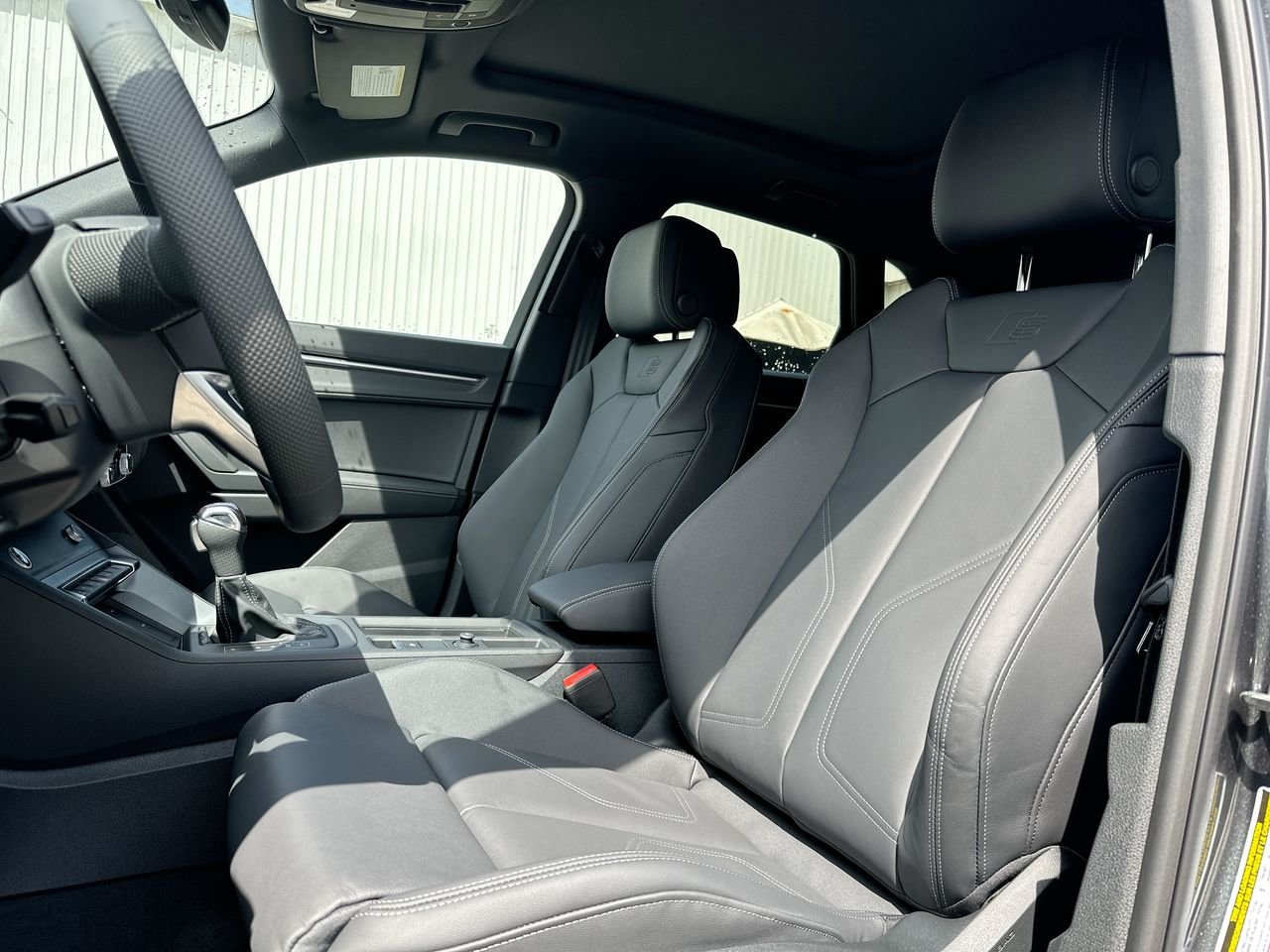 2025 Audi Q3 45 Progressiv, Vancouver, Cash