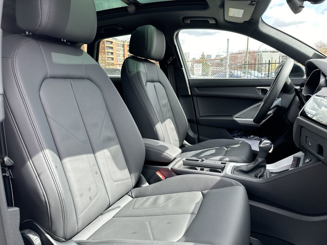 2025 Audi Q3 45, Vancouver, Cash
