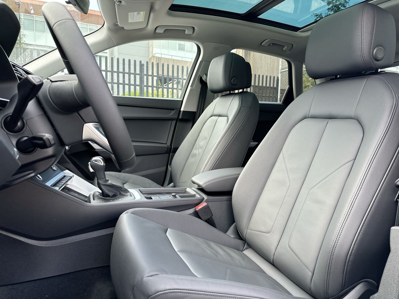 2025 Audi Q3 40, Vancouver, Cash