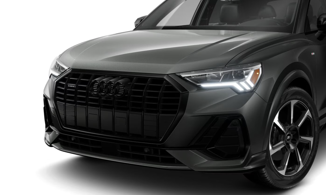 2025 Audi Q3 45 Technik, Vancouver, Cash