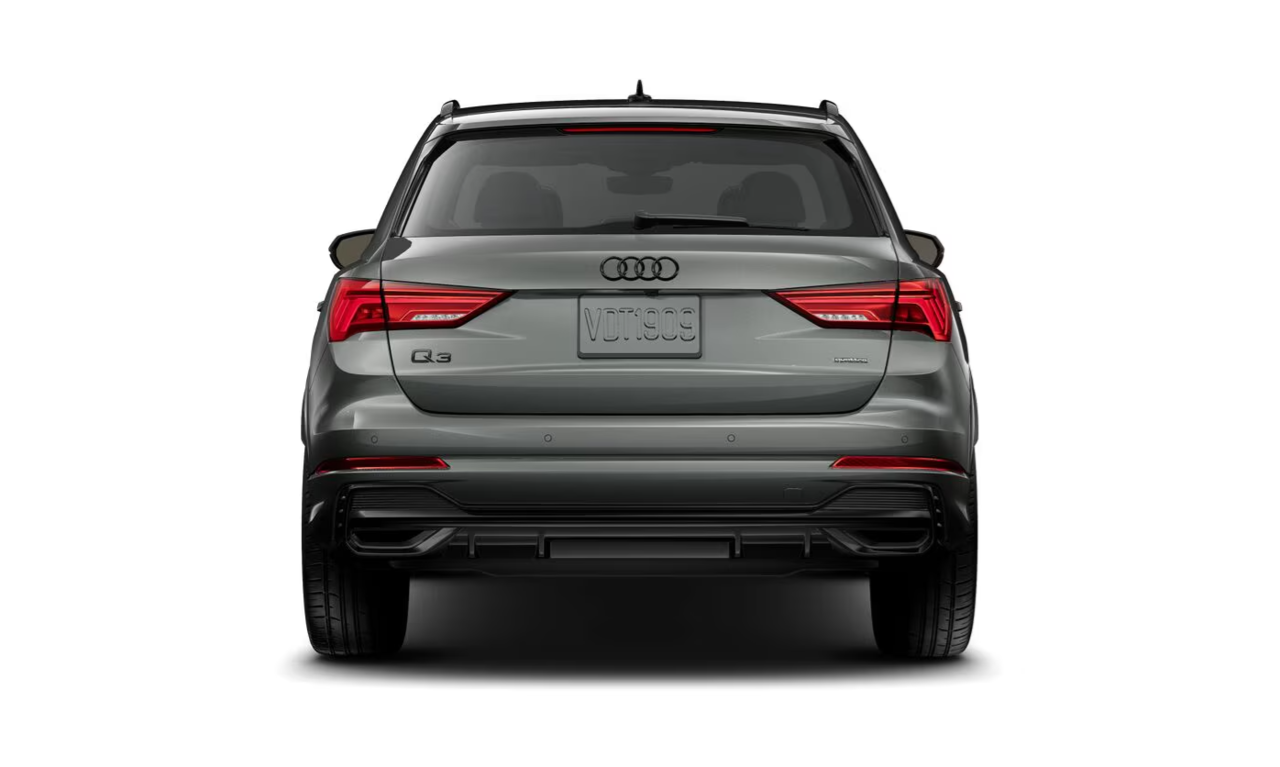 2025 Audi Q3 45 Technik, Vancouver, Cash