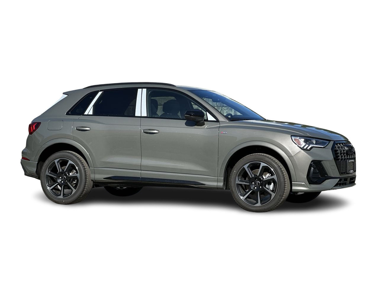 2025 Audi Q3 45 Technik, Vancouver, Cash