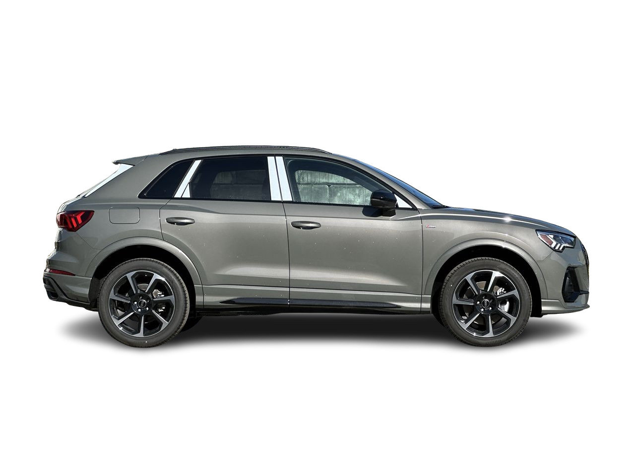 2025 Audi Q3 45 Technik, Vancouver, Cash