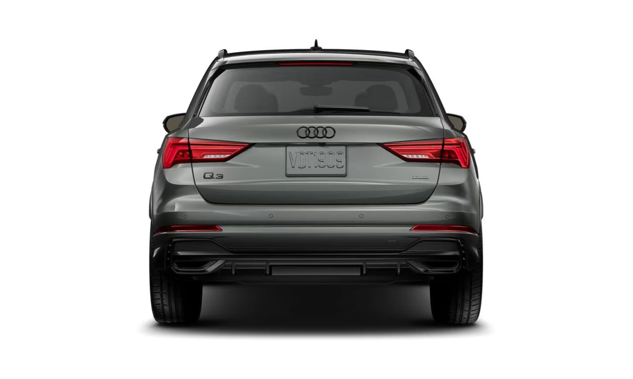 2025 Audi Q3 45 Technik, Vancouver, Cash