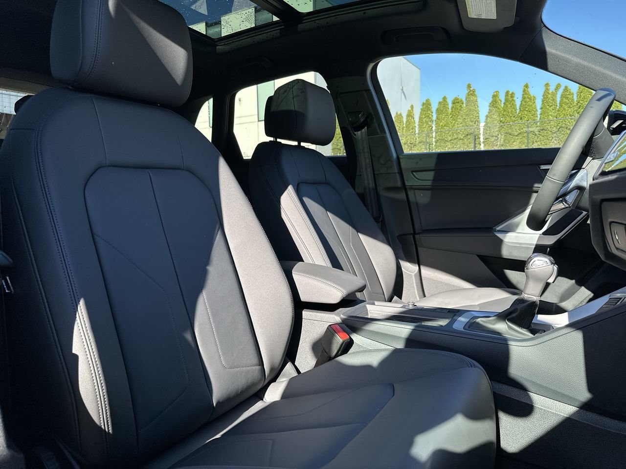 2025 Audi Q3 40, 温哥华, 全款车