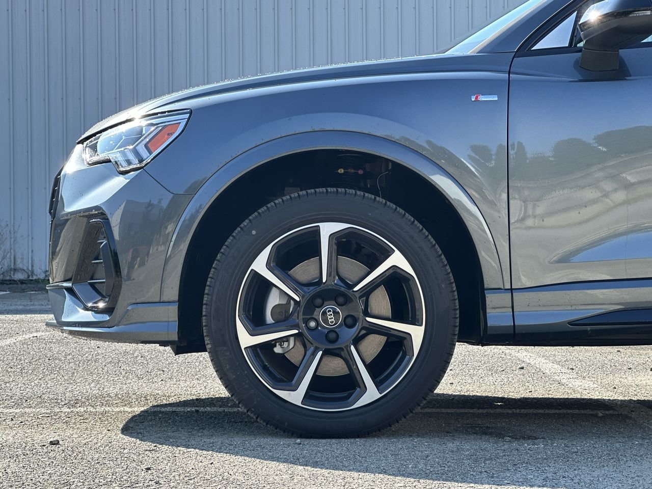 2025 Audi Q3 45 Progressiv, Vancouver, Cash