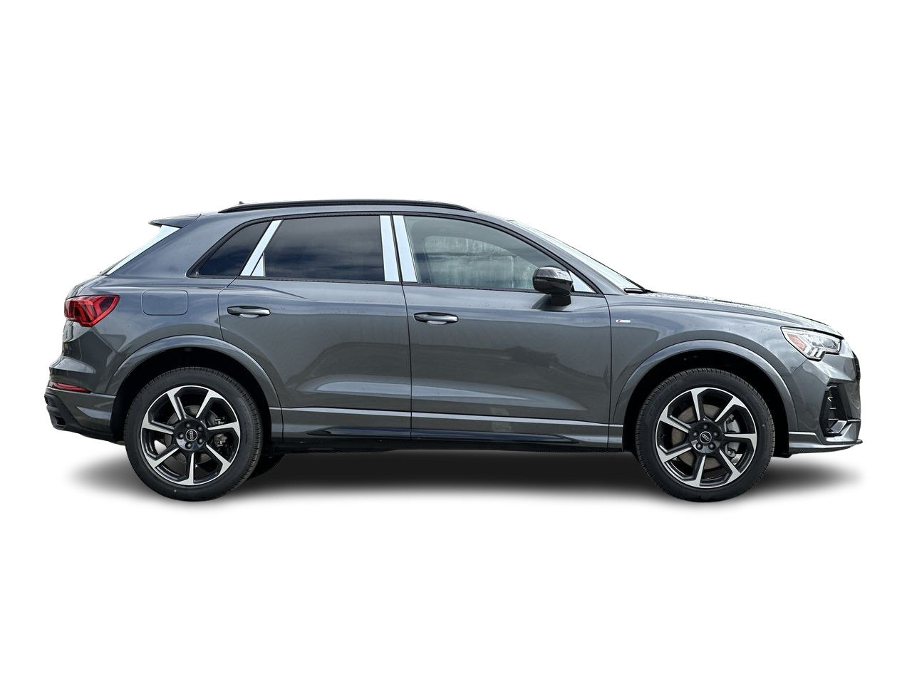 2025 Audi Q3 45 Progressiv, Vancouver, Cash