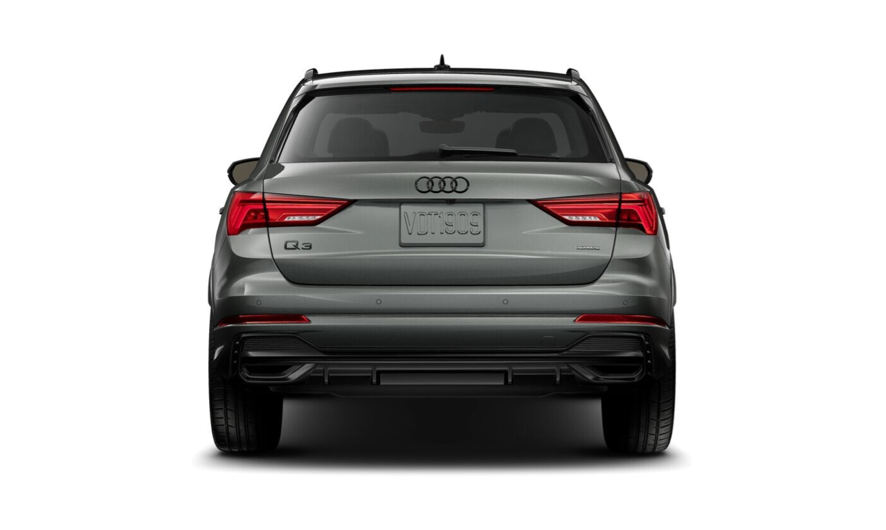2025 Audi Q3 45 Technik, Vancouver, Cash