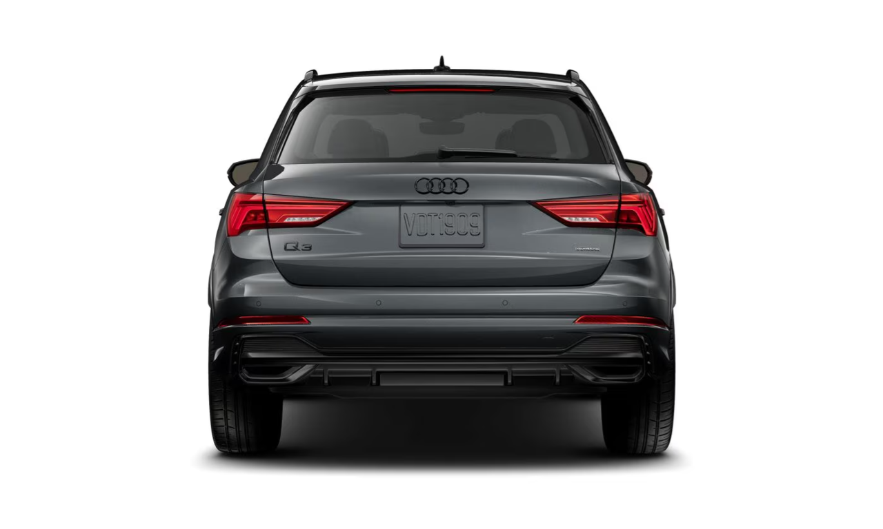 2025 Audi Q3 45 Technik, Vancouver, Cash